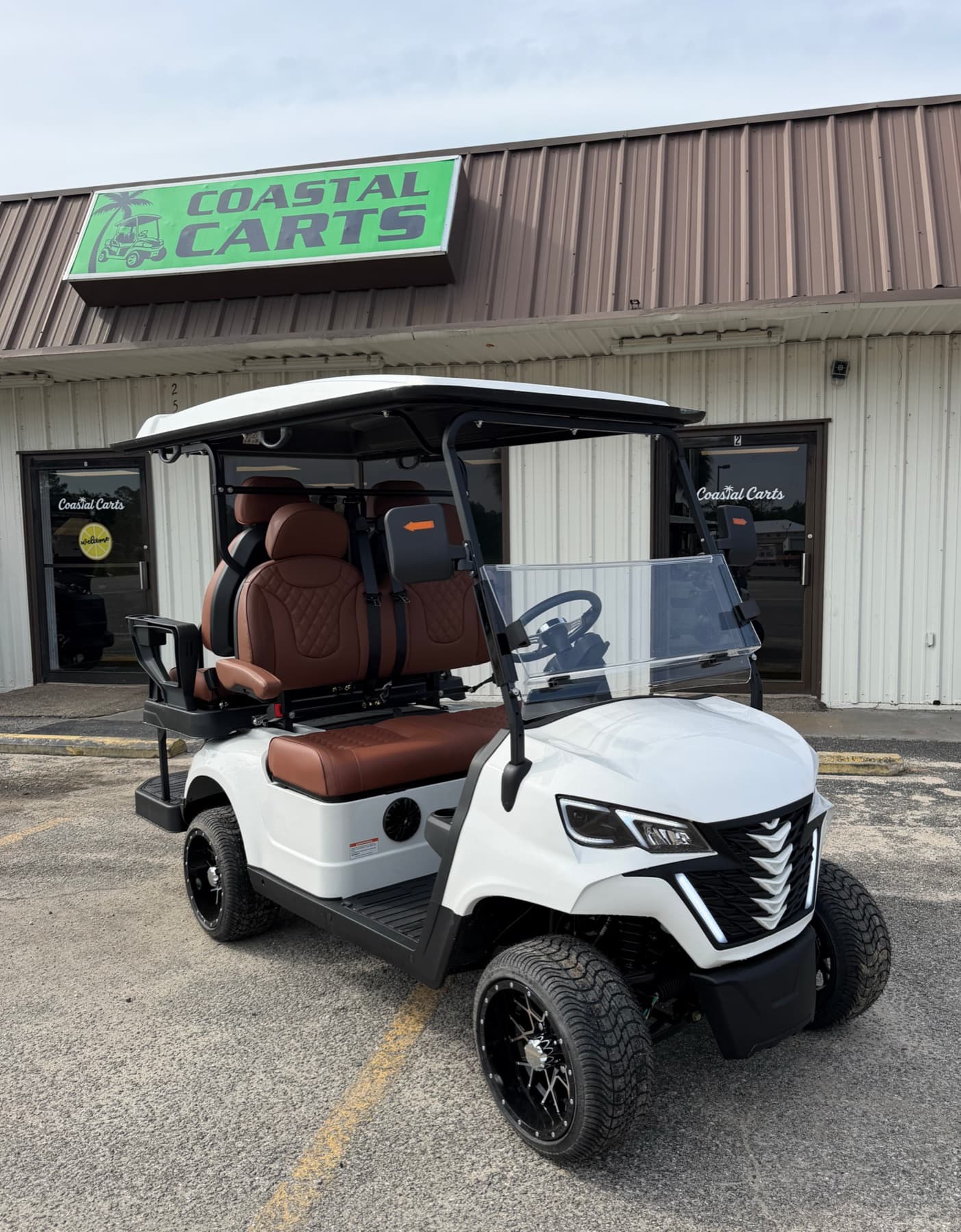 PDG Colt 4 Seater White 2026